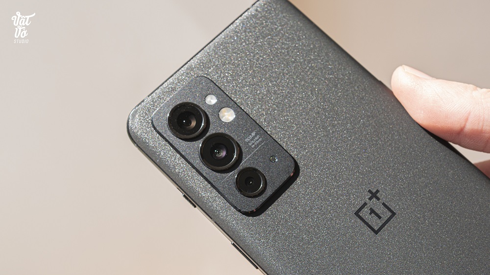 OnePlus 9RT